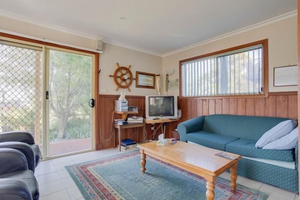 Standard Suite, 2 Bedrooms, Non Smoking, Kitchen (Lighthouse Self Contained) photo 2