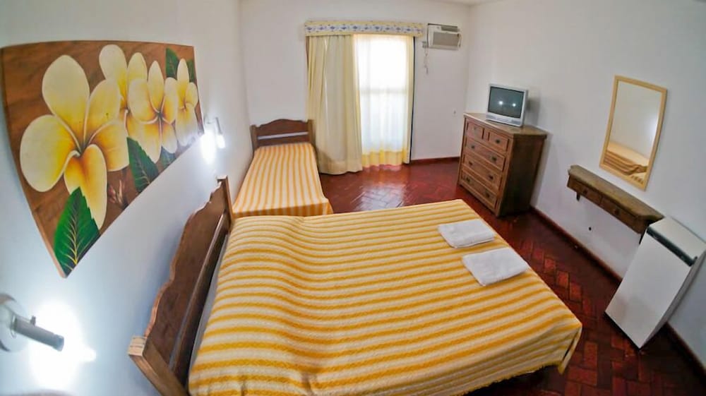 Room, Multiple Beds, Non Smoking photo 1
