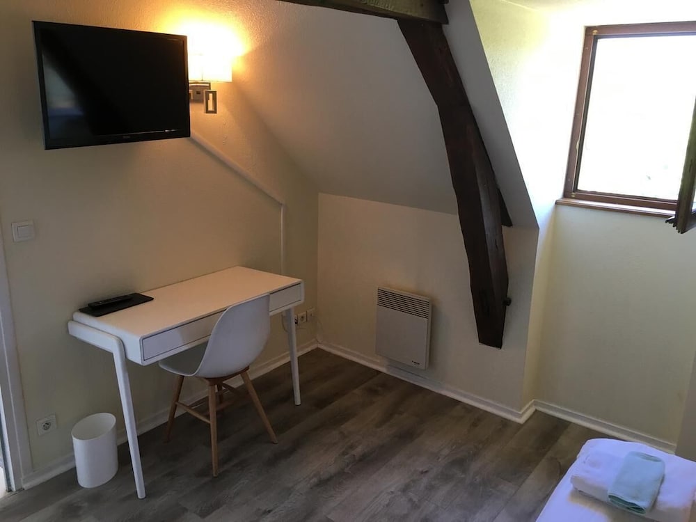 Double Room (3) photo 1
