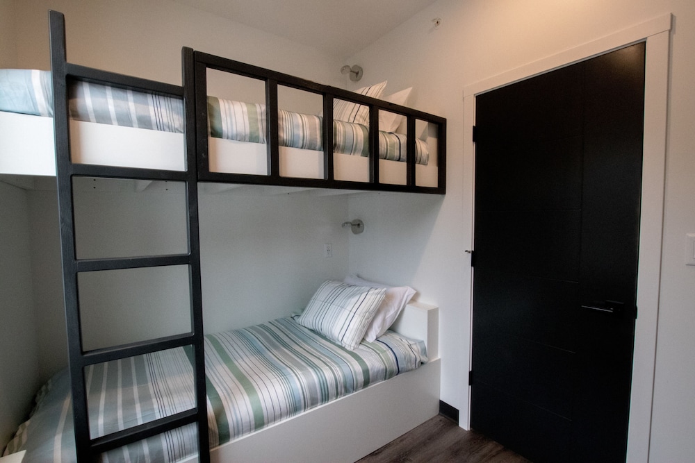 Twin Room, Kitchenette photo 3