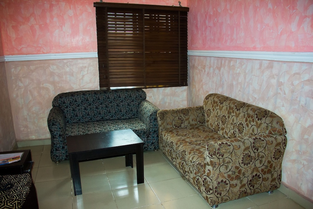 Royal Suite photo 2