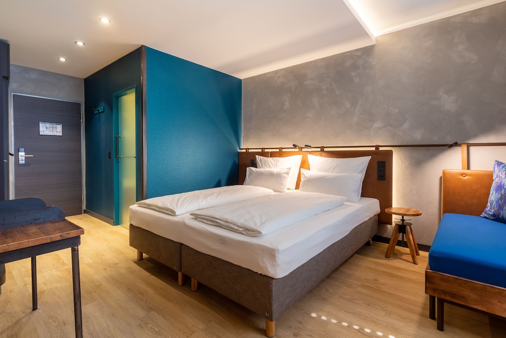 Deluxe Double Room - Photo 1