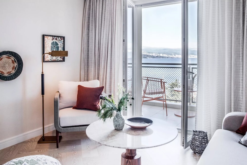 Superior Double Room +2 Sea View with Balcony - Photo 2