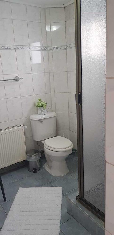 Comfort Double Room, Shared Bathroom photo 2