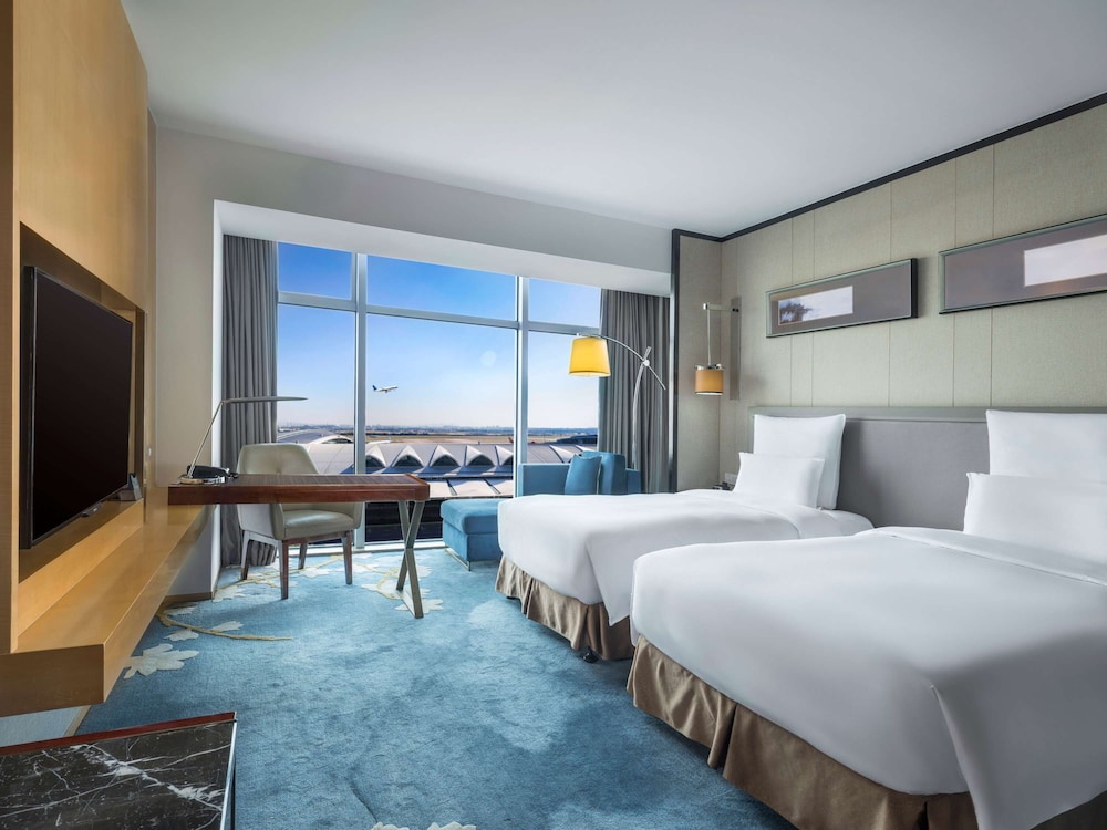 Deluxe Room, 2 Twin Beds - Photo 3