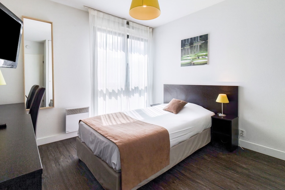 Standard Studio, 1 Large Twin Bed photo 1