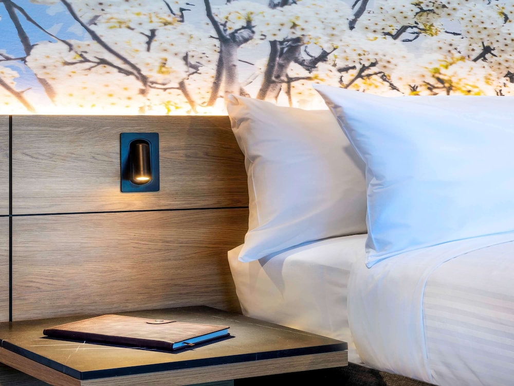 Executive Suite, 1 King Bed - Photo 3