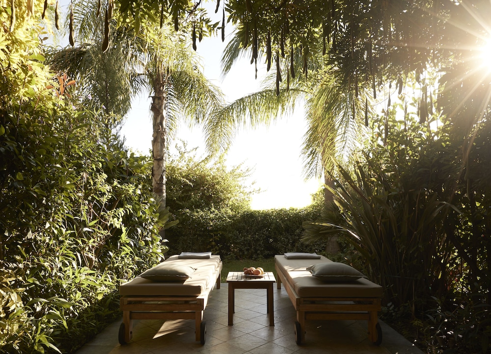 Classic Garden Retreat