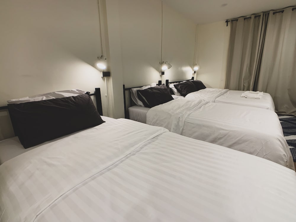 Quadruple Room photo 2