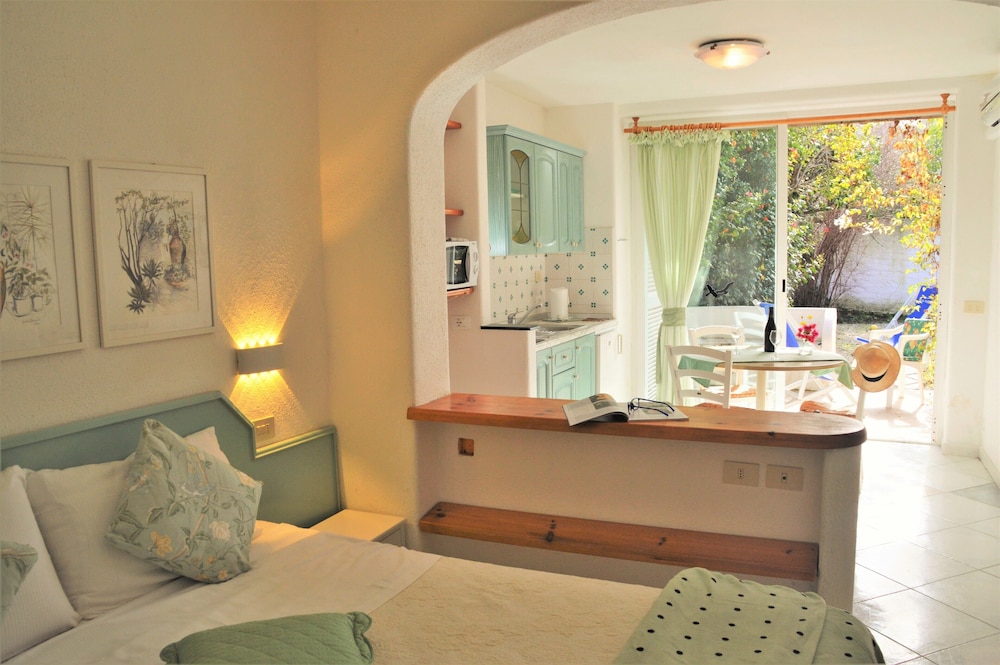 Comfort Studio, Multiple Beds, Pets Allowed, Garden View photo 2