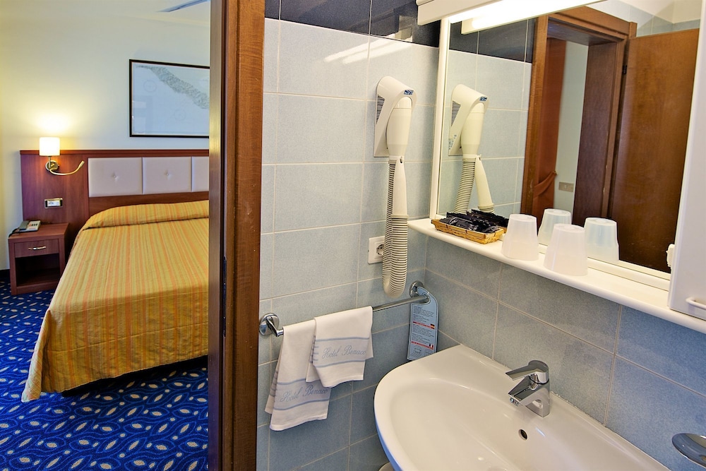 Standard Double Room Single Use