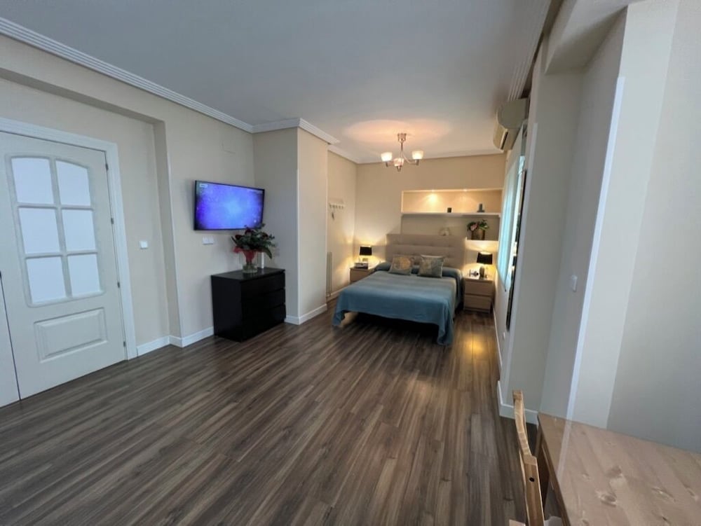 Quadruple Room, Shared Bathroom