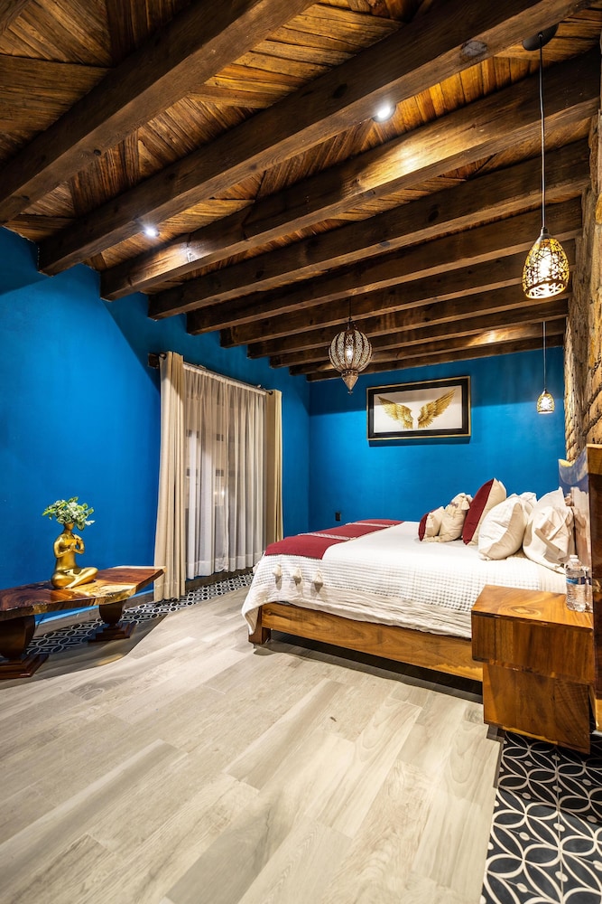 Luxury Room photo 1