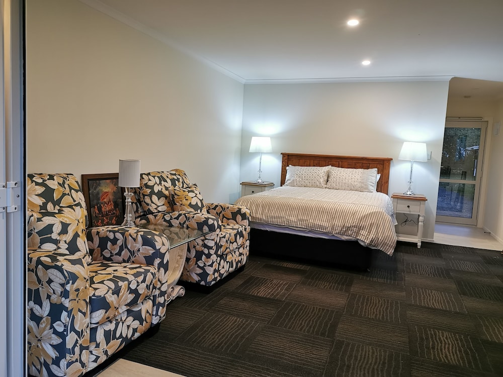 Luxury Suite, 1 Double Bed, Mountain View photo 3