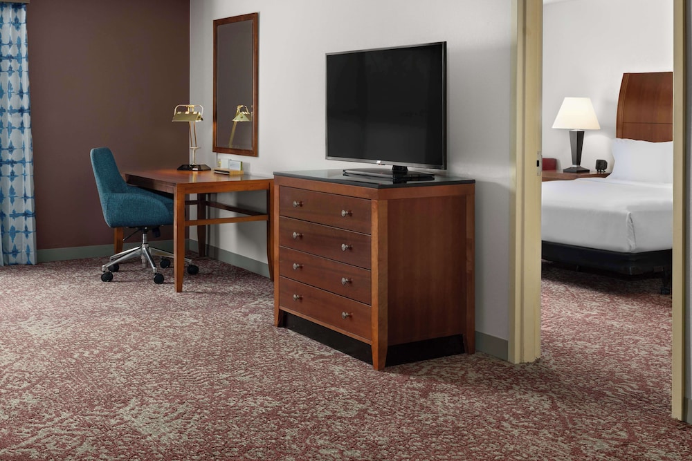 Superior Suite, Accessible photo 3