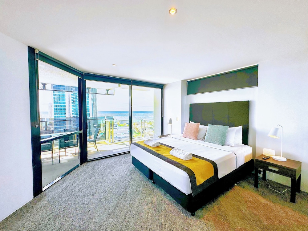 Panoramic Apartment, 2.5 Bedrooms, Kitchen, Ocean View photo 2