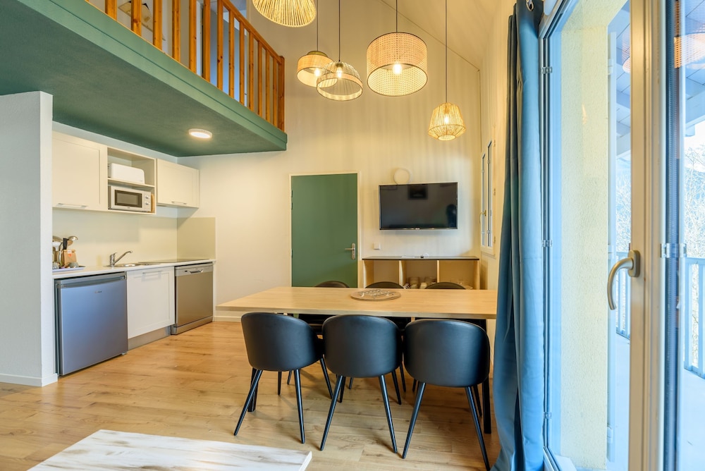 Family Apartment photo 2