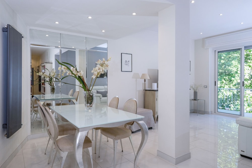 Apartment, 2 Bedrooms, Balcony
