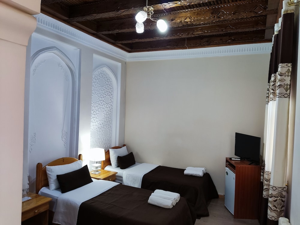 Standard Twin Room photo 1