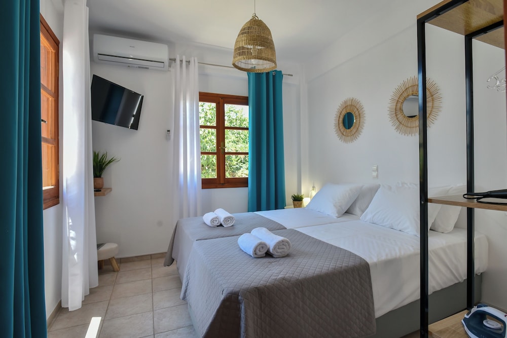 Family Apartment, 1 Queen Bed with Sofa bed, Balcony photo 1