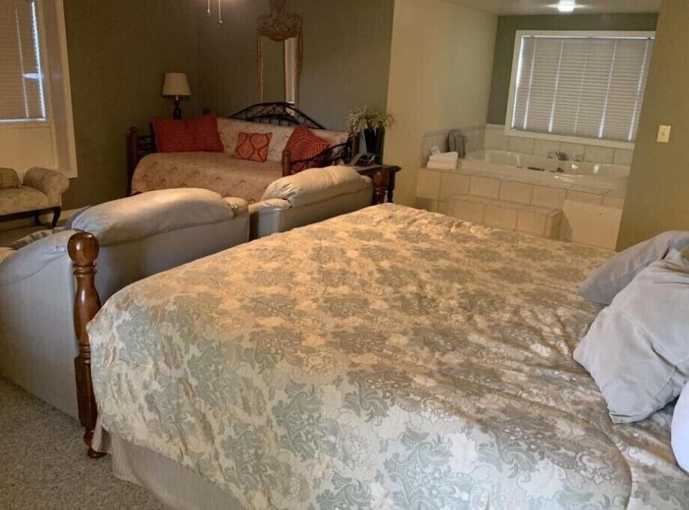 The Loberg Suite photo 2