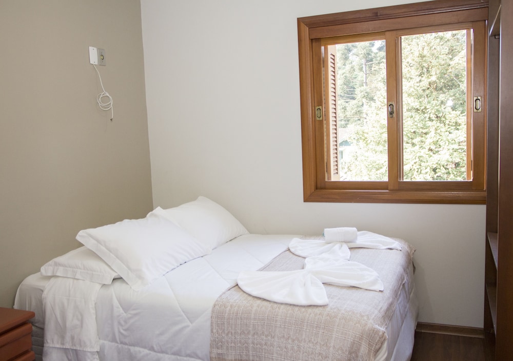 Family Apartment, Multiple Beds, Non Smoking, Garden View photo 1