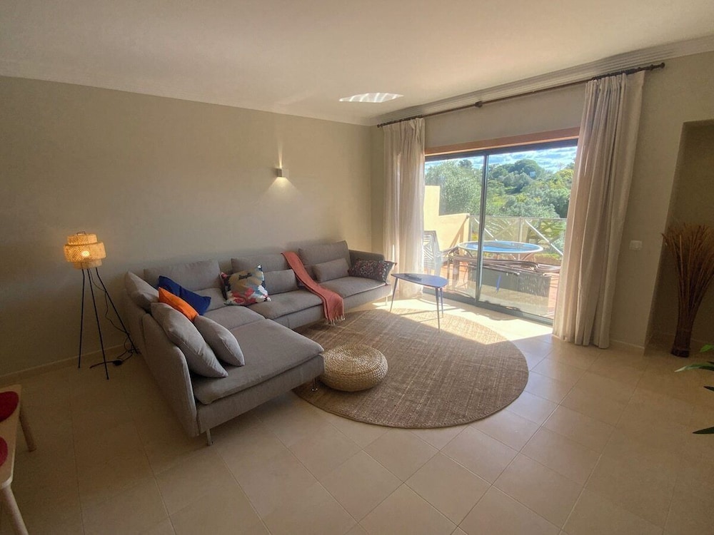 Luxury Ground-floor Appartment 5 Stars, 2 Bedrooms, 2 Bathrooms, Free Wifi, Bilde 5