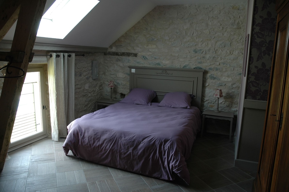 Double Room (Violette) photo 1