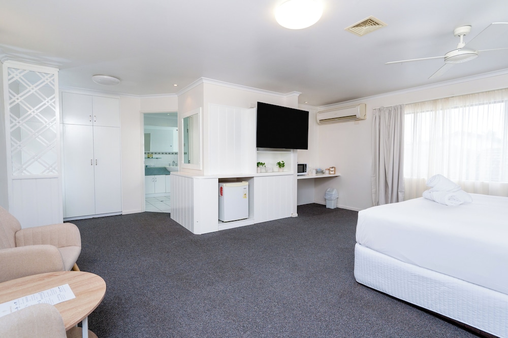 Deluxe Spa Room - Photo 3