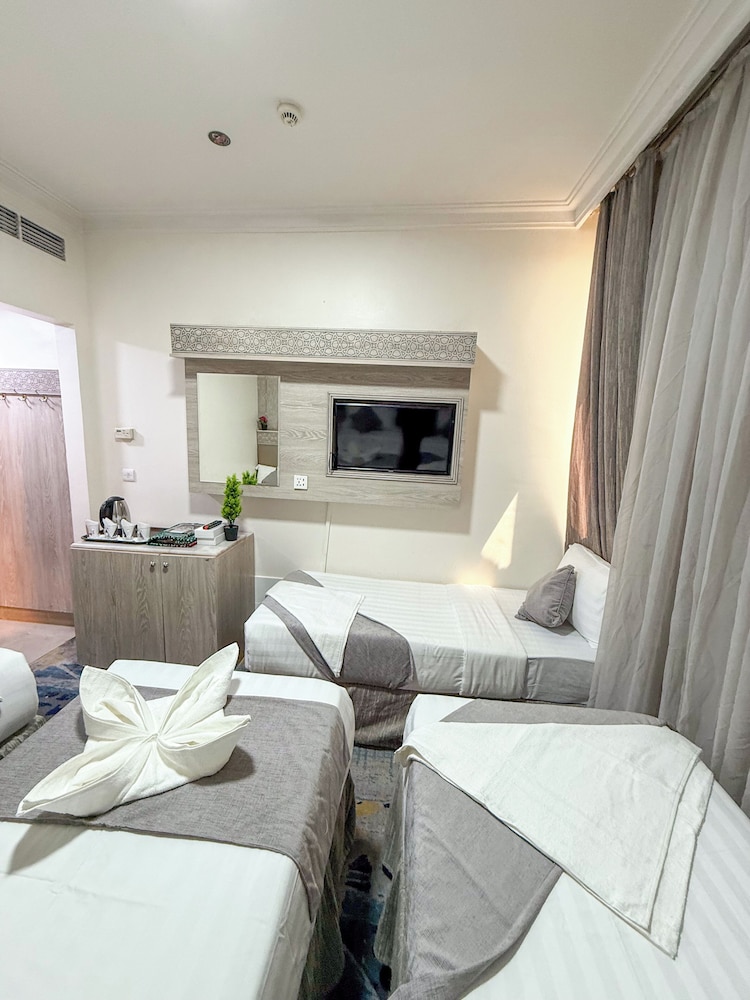 Quadruple Room photo 2