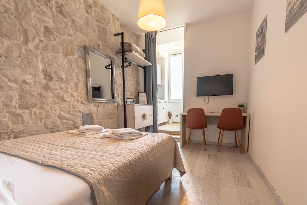 City Studio Suite