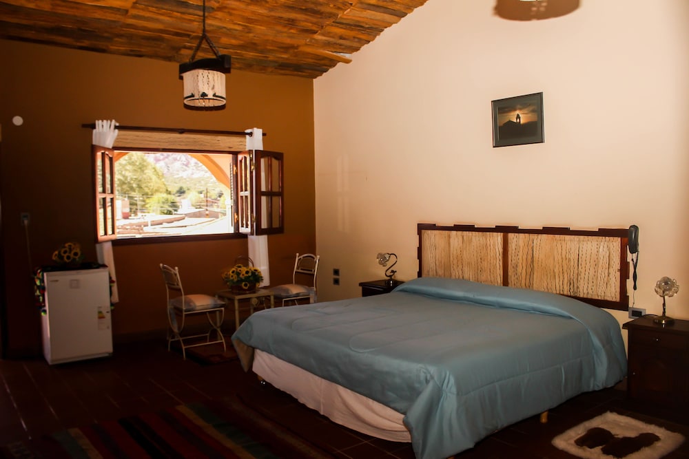 Double Room, 1 Queen Bed