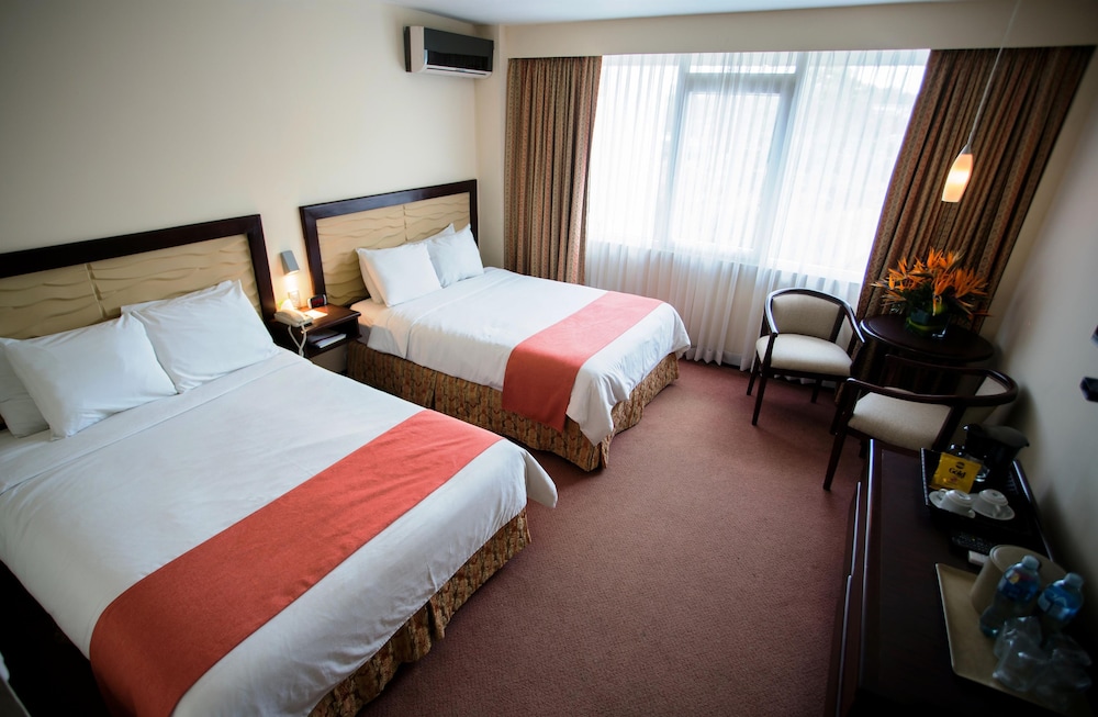 Executive Room, 2 Double Beds, Non Smoking - Photo 3