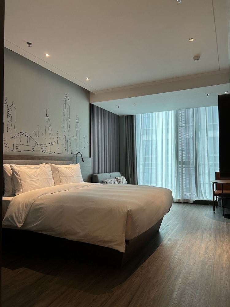 Superior Room, 1 Queen Bed