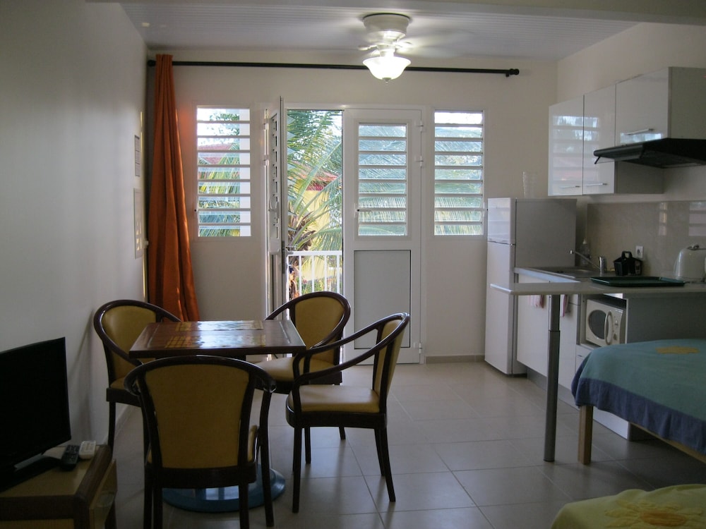 Family Apartment, 1 Bedroom, Kitchen, Park View photo 3