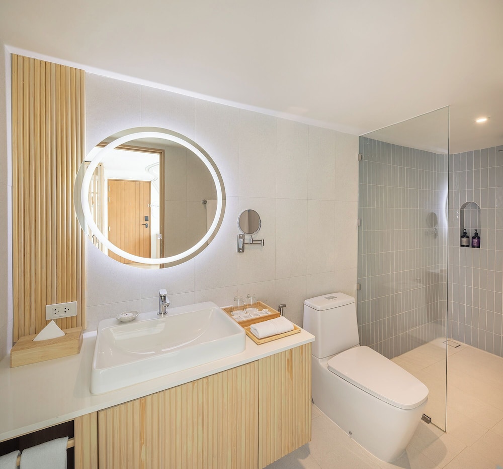Cozy Seaview Room - Photo 6