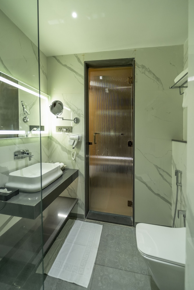 Executive Double Room - Photo 4