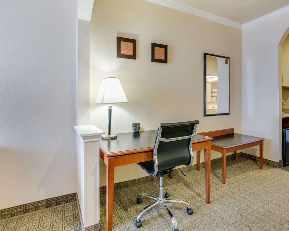 Business Suite, Non Smoking - Photo 2