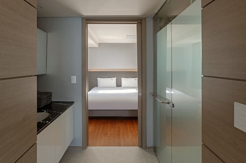 Suite Ocean View - Photo 9