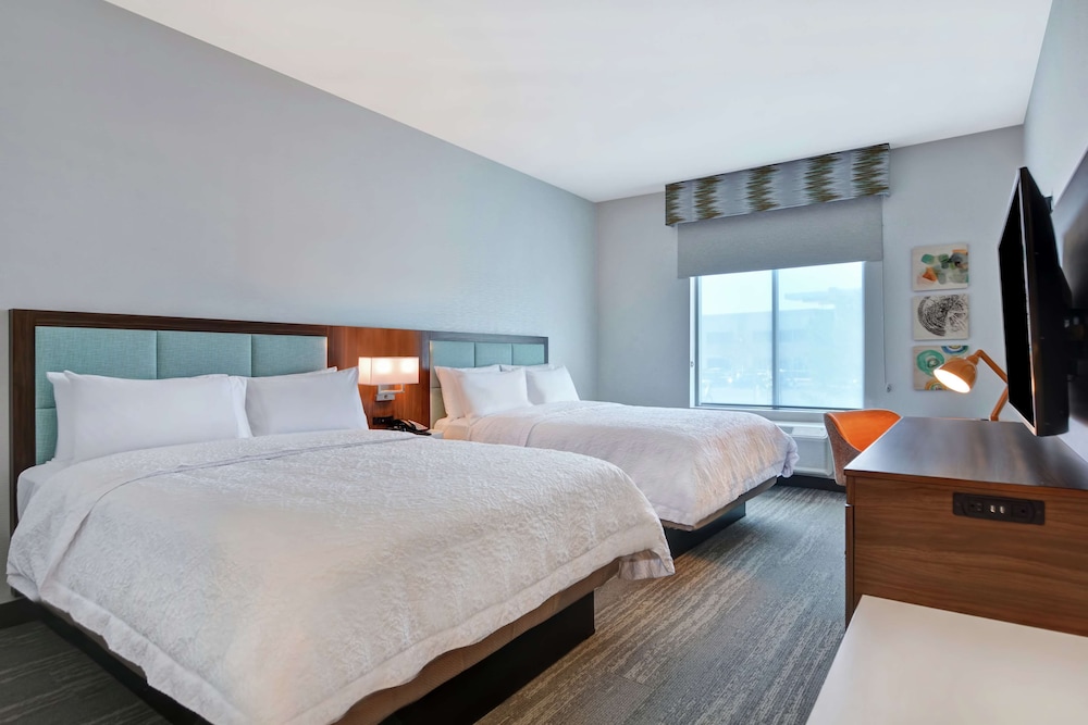 Room, 2 Queen Beds, Accessible (Hearing) - Photo 1