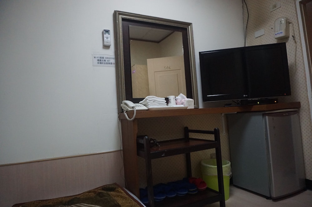 Basic Suite (306) photo 1