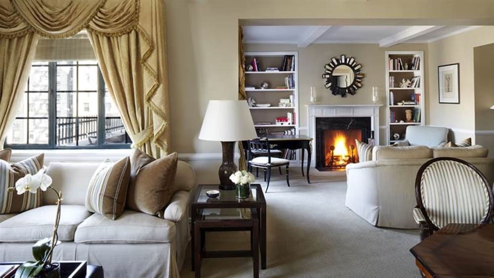 Suite (Non Smoking) photo 1