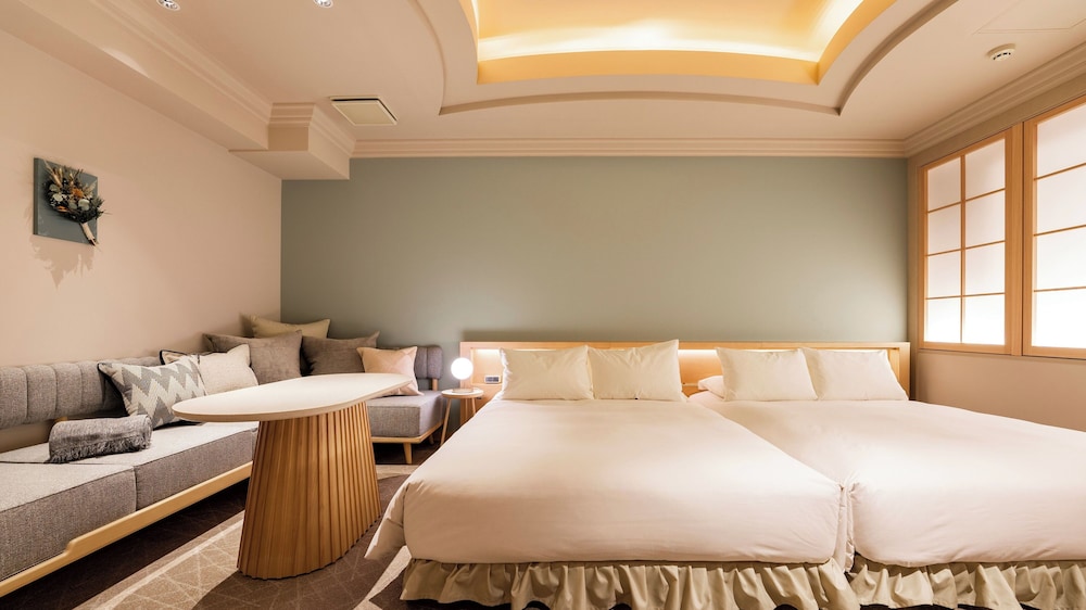 Classic Twin Room