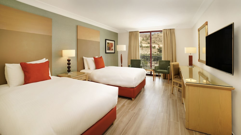 Classic Twin Room, 2 Twin Beds - Photo 7
