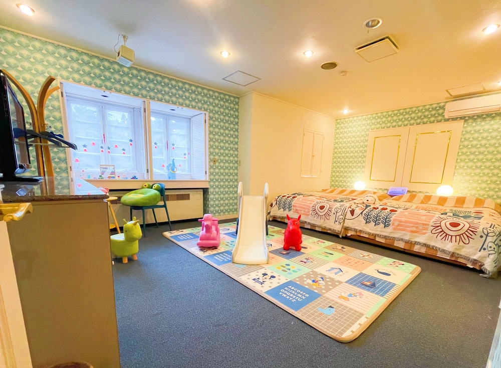 Family Room - Photo 1