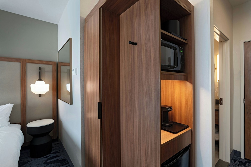 Suite, Multiple Beds photo 3