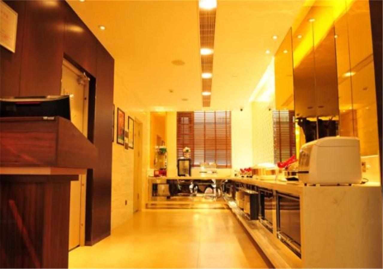Standard Twin Room A
