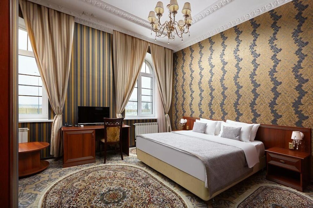 Deluxe Studio, 1 Queen Bed