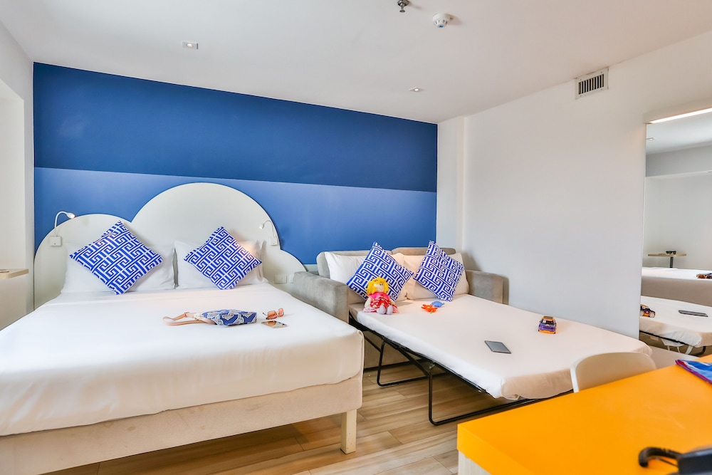Standard Apartment, 1 Double Bed With Sofa Bed photo 3
