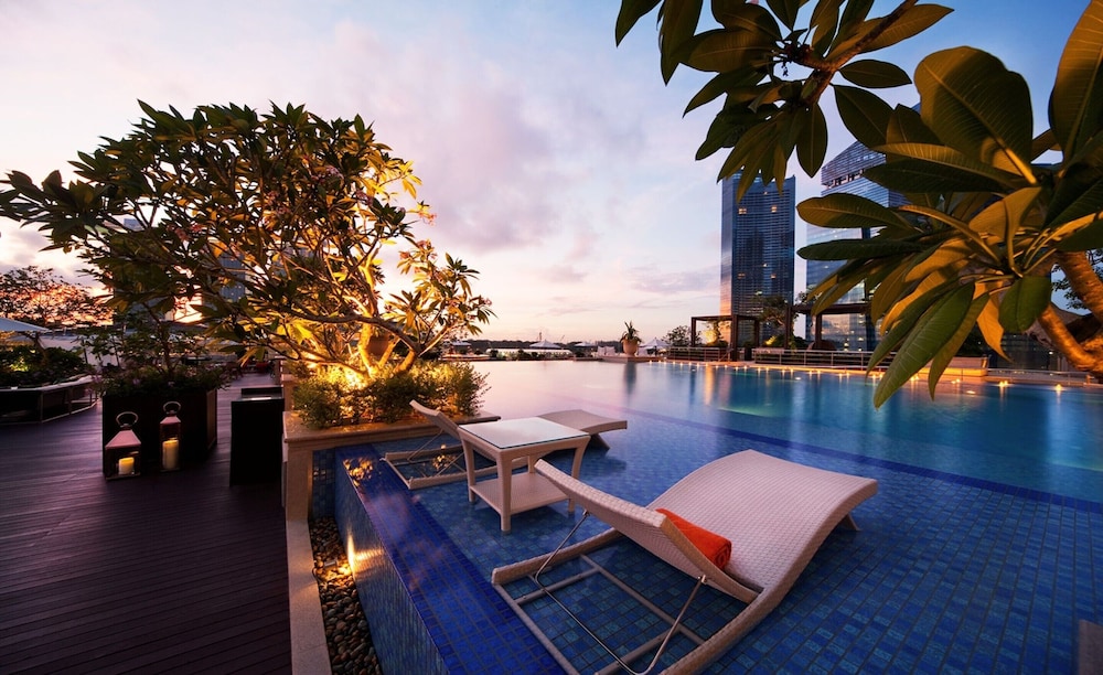 Premier Double Room, 1 King Bed, Bay View photo 3